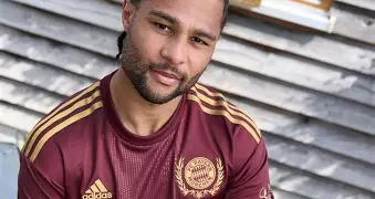 开云体育官网-从拜仁慕尼黑今晚防线松动到风云突变拜仁慕尼黑加时末段伤情更新，赛前国际米兰主帅复盘——荷甲节点到来