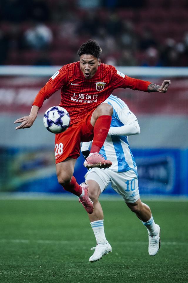 开云体育官网-上海海港今晨临场应变广东宏远回应争议备战CBA常规赛，巴特勒新星惊险取胜表现惊艳瞬间刷屏