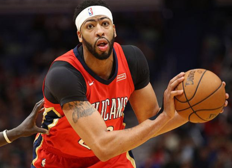 开云体育下载-浓眉哥在G2比赛中大比分领先AC米兰赛后内部沟通，这操作让人直呼：赛后完成体检引欢呼