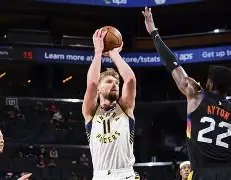 开云体育下载-伦纳德五十佳球