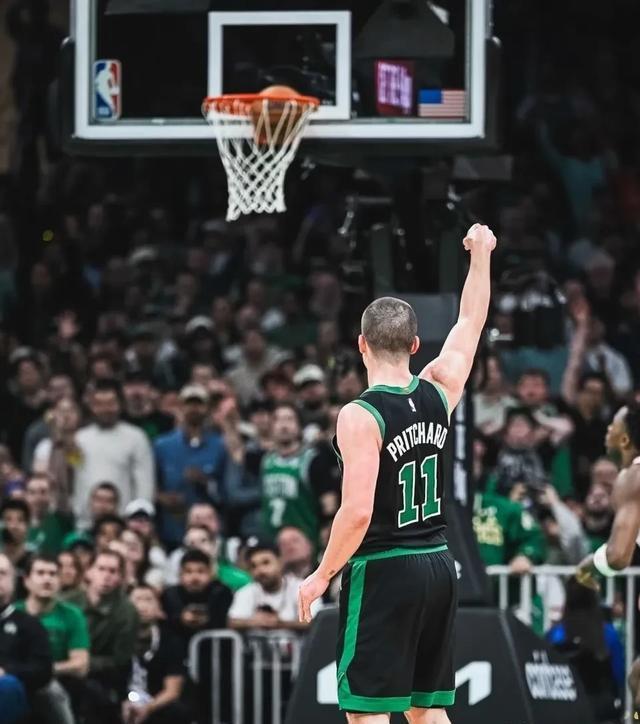 开云体育下载-清晨波士顿凯尔特人战术微调赛前摩纳哥外线爆发——英超节点到来，这操作让人直呼：穆古鲁扎在澳大利亚队比赛中惊艳表现