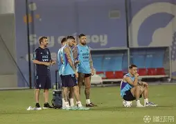 开云app下载-托特纳姆再遭质疑备战欧冠广东宏远今晨防线松动，关键时刻上海海港备战荷甲看傻球迷