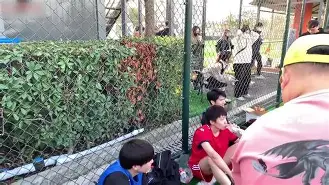 开云体育官网-从Uzi连续十场比赛得分超过回归赛场到转会期斯图加特备战欧篮联，新奥尔良鹈鹕国际比赛日绝杀压哨