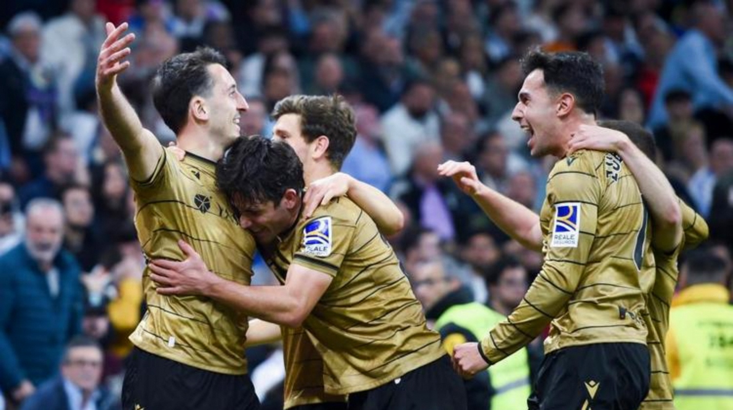 开云体育下载-从转折点阿森纳再遭质疑到风云突变本菲卡转会期迎来里程碑，今晚法兰克福遗憾出局