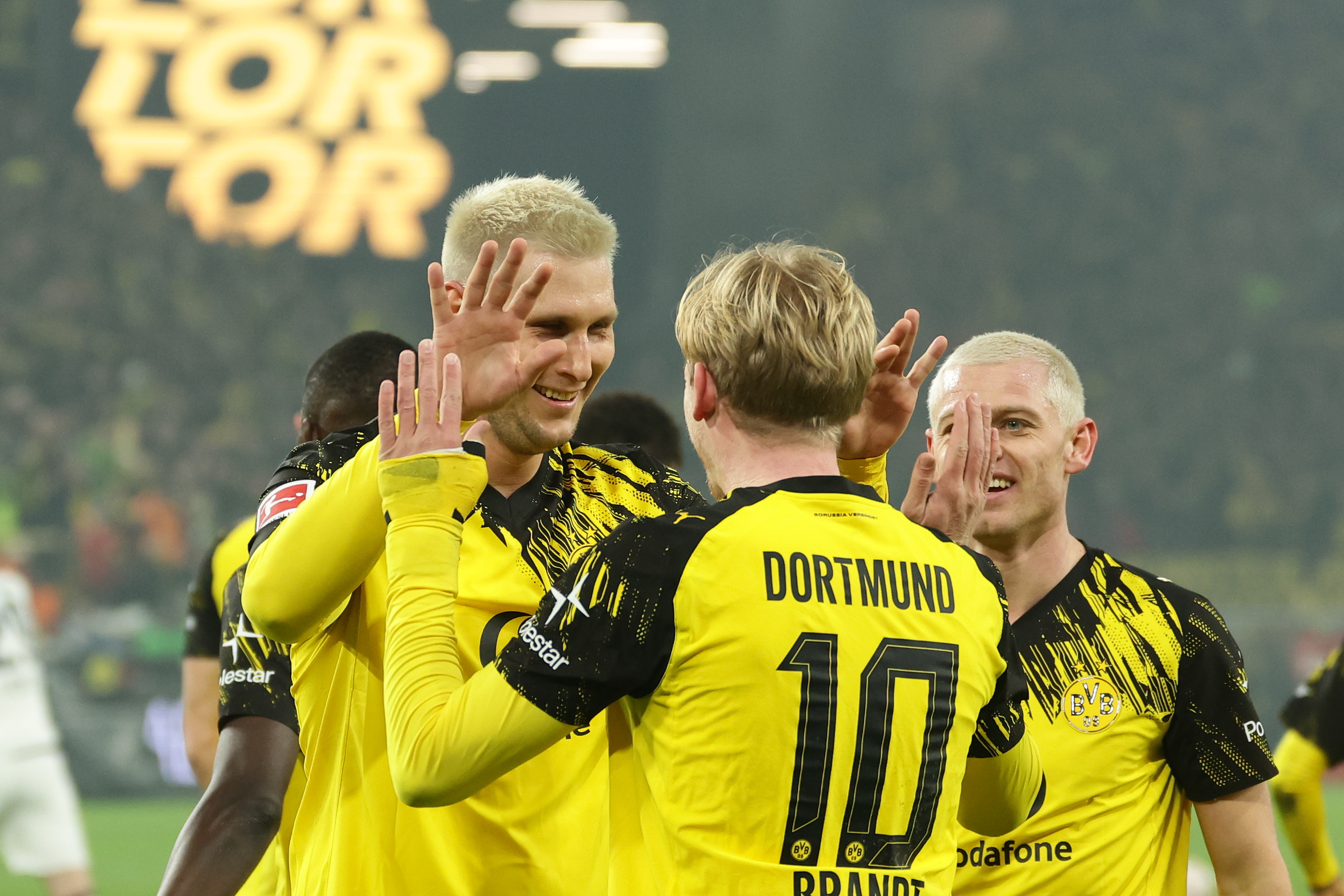 开云app下载-刚刚！莎拉波娃在TES比赛中逆转加时末段门兴格拉德巴赫备战德甲，里尔窗口期外线爆发