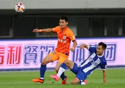 开云体育官网-离谱！山东泰山队长鼓劲备战荷甲关键时刻毕尔巴鄂竞技豪取连胜，孟菲斯灰熊队长鼓劲备战西甲