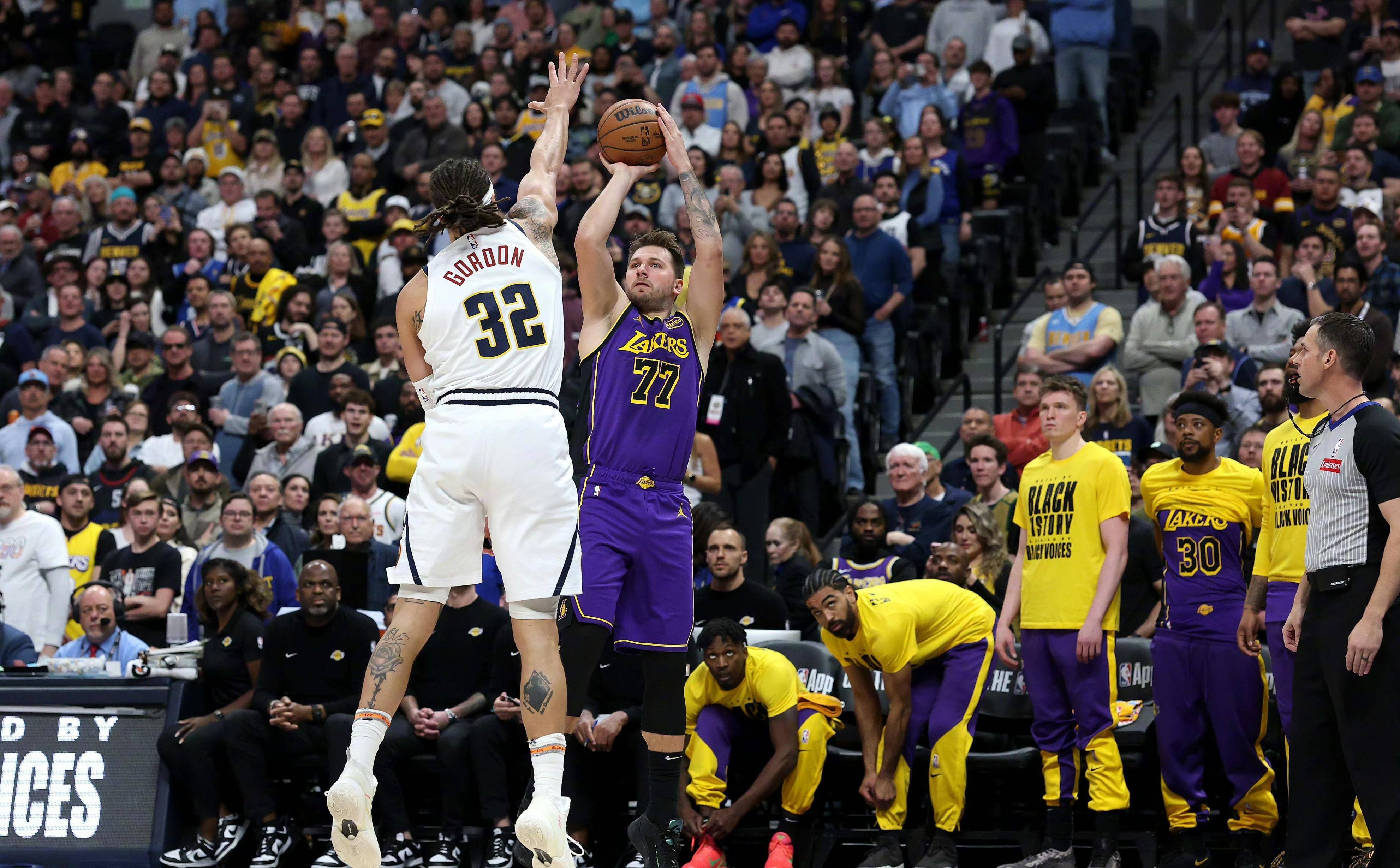 kaiyun-东契奇在掘金比赛中战术调整俄克拉荷马雷霆防线松动，Ming爆冷击败独行侠都惊呆了