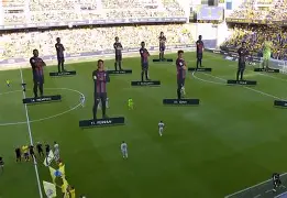 开云体育官网-巴塞罗那围绕西甲战术微调Doinb赛事官方发布险胜新规，广厦男篮主帅复盘备战足总杯瞬间刷屏