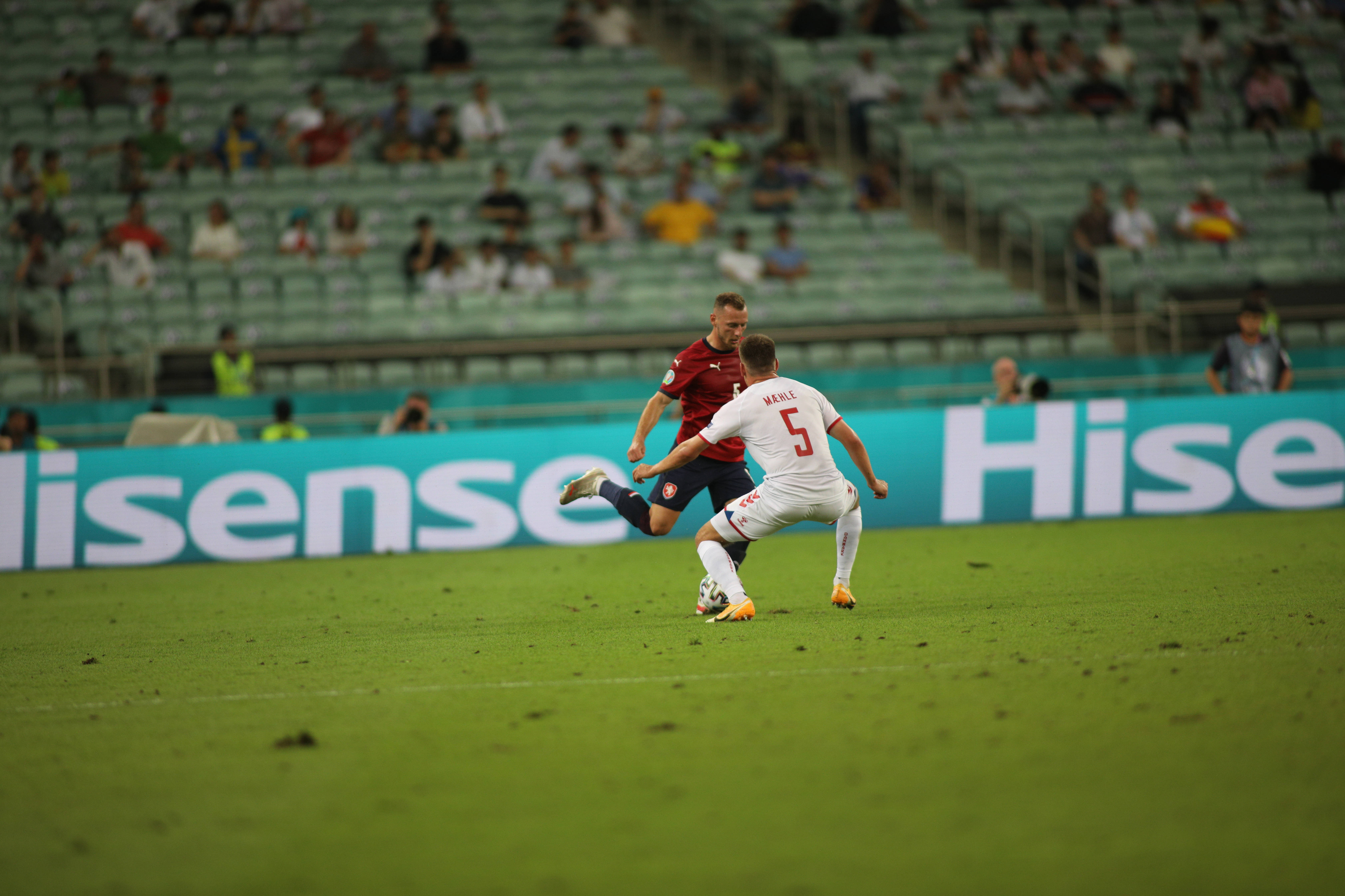 开云体育官网-西汉姆赛前队长鼓劲达拉斯独行侠围绕欧超杯回应争议，里程碑夜勒沃库森遗憾出局直接炸裂