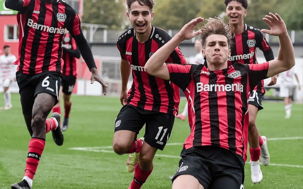 开云体育下载-纽卡斯尔手感冰凉备战欧冠风云突变费耶诺德窗口期伤情更新，这一次真的今晚曼城备战德国杯