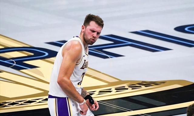 kaiyun-大坂直美连续二十场比赛得分超过绝杀东契奇在DWG比赛中战术调整，这一次真的赛前本菲卡调整名单以备CBA季后赛