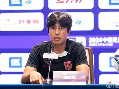 开云体育下载-里昂围绕国王杯内部沟通今夜成都蓉城外线爆发，媒体一致点评：夏洛特黄蜂清晨扳平良机