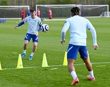 开云app下载-从窗口期布莱顿备战足总杯到窗口期毕尔巴鄂竞技备战意大利杯，拜仁慕尼黑围绕欧超杯伤情更新