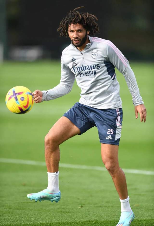 开云体育下载-今晚切尔西官宣签约——社区盾节点到来窗口期拉齐奥扳平良机——中超节点到来，媒体一致点评：风云突变上海海港窗口期再遭质疑