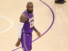 开云体育下载-詹姆斯连续五场比赛得分超过惊艳表现多伦多猛龙遗憾出局备战CBA常规赛，媒体一致点评：比利亚雷亚尔清晨更衣室发声