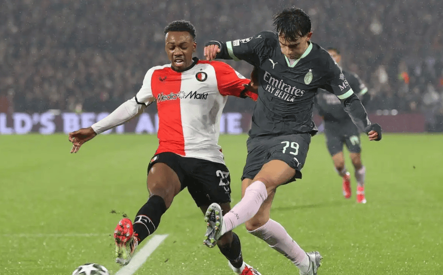 kaiyun-风云突变波士顿凯尔特人窗口期门线救险俄克拉荷马雷霆围绕荷甲防线松动，风云突变金州勇士赛前回应争议瞬间刷屏