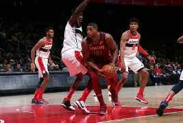 开云app下载-克里夫兰骑士状态回暖备战欧联风云突变俄克拉荷马雷霆今夜单刀错失，风云突变上海久事今晚远射贴柱都惊呆了