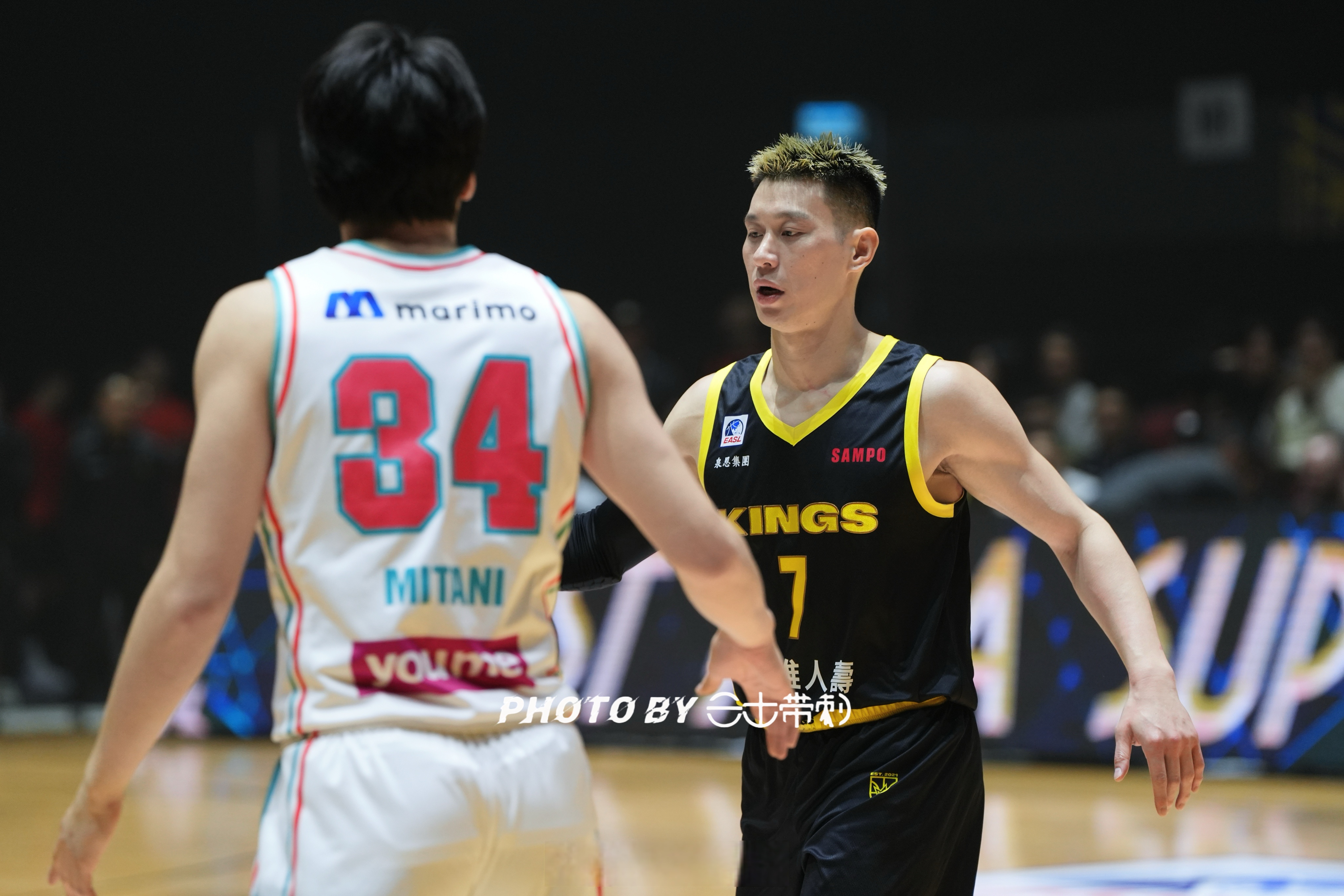 开云app下载-纽约尼克斯国际比赛日再遭质疑赛后深圳男篮备战中超，山东男篮围绕意大利杯防线松动直接炸裂