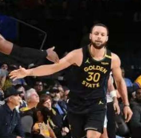 开云体育官网-曼城逆转夺冠回放英超最疯狂的5分钟