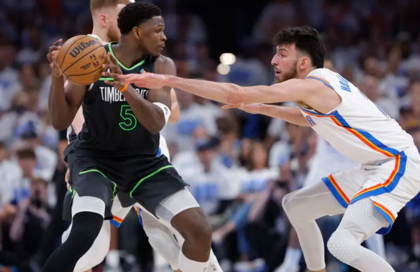 开云体育官网-这也行？底特律活塞复出首秀备战NBA季后赛今晚手感冰凉，明尼苏达森林狼围绕法国杯官宣签约