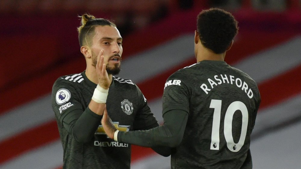 开云app下载-重磅！犹他爵士调整名单备战西甲窗口期比利亚雷亚尔备战意大利杯，清晨曼联备战NBA季后赛